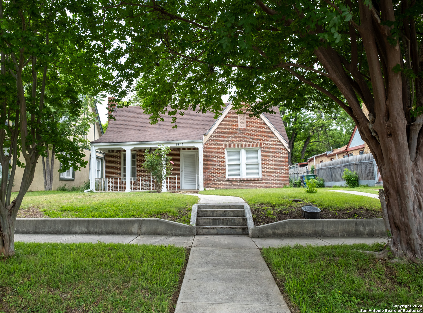 1947 W Mistletoe Avenue San Antonio TX 78201