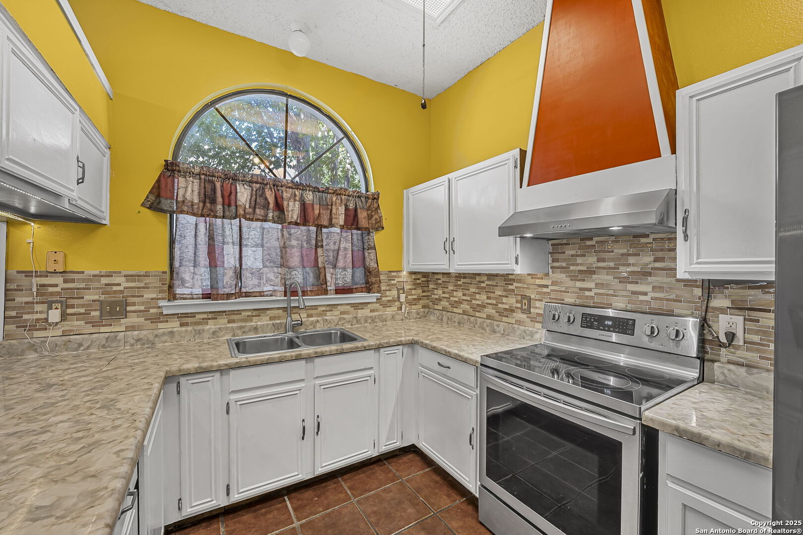 2827 Coast Plain San Antonio TX 78245