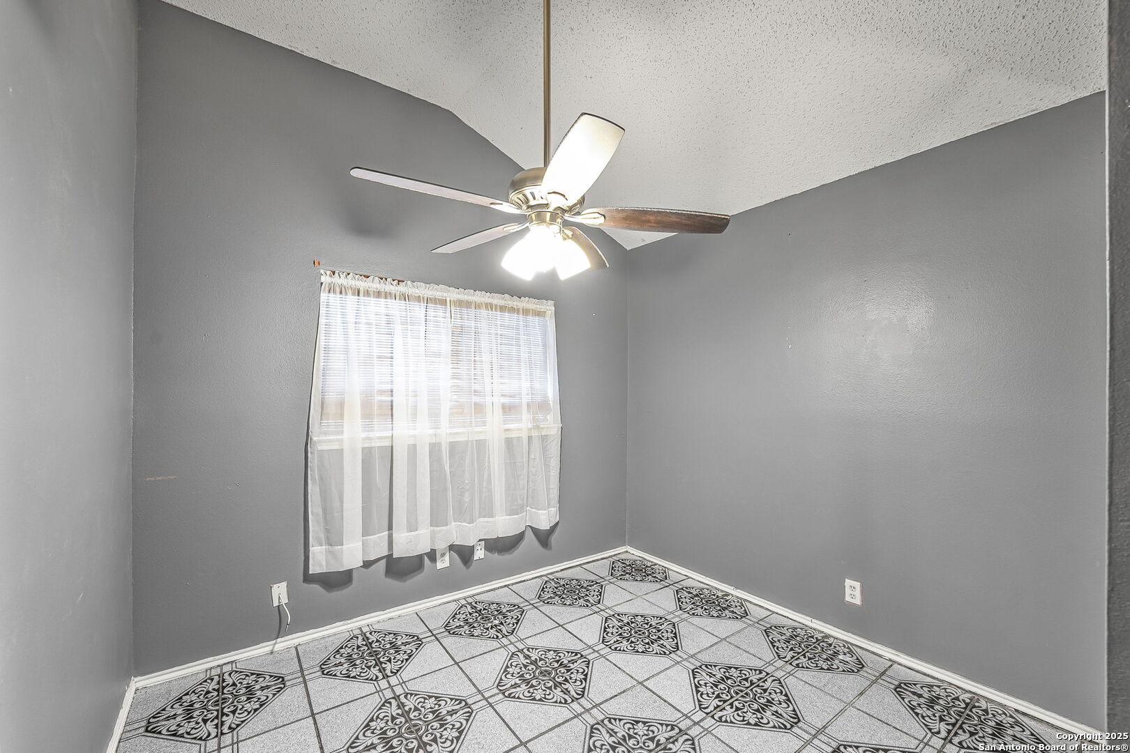 2827 Coast Plain San Antonio TX 78245