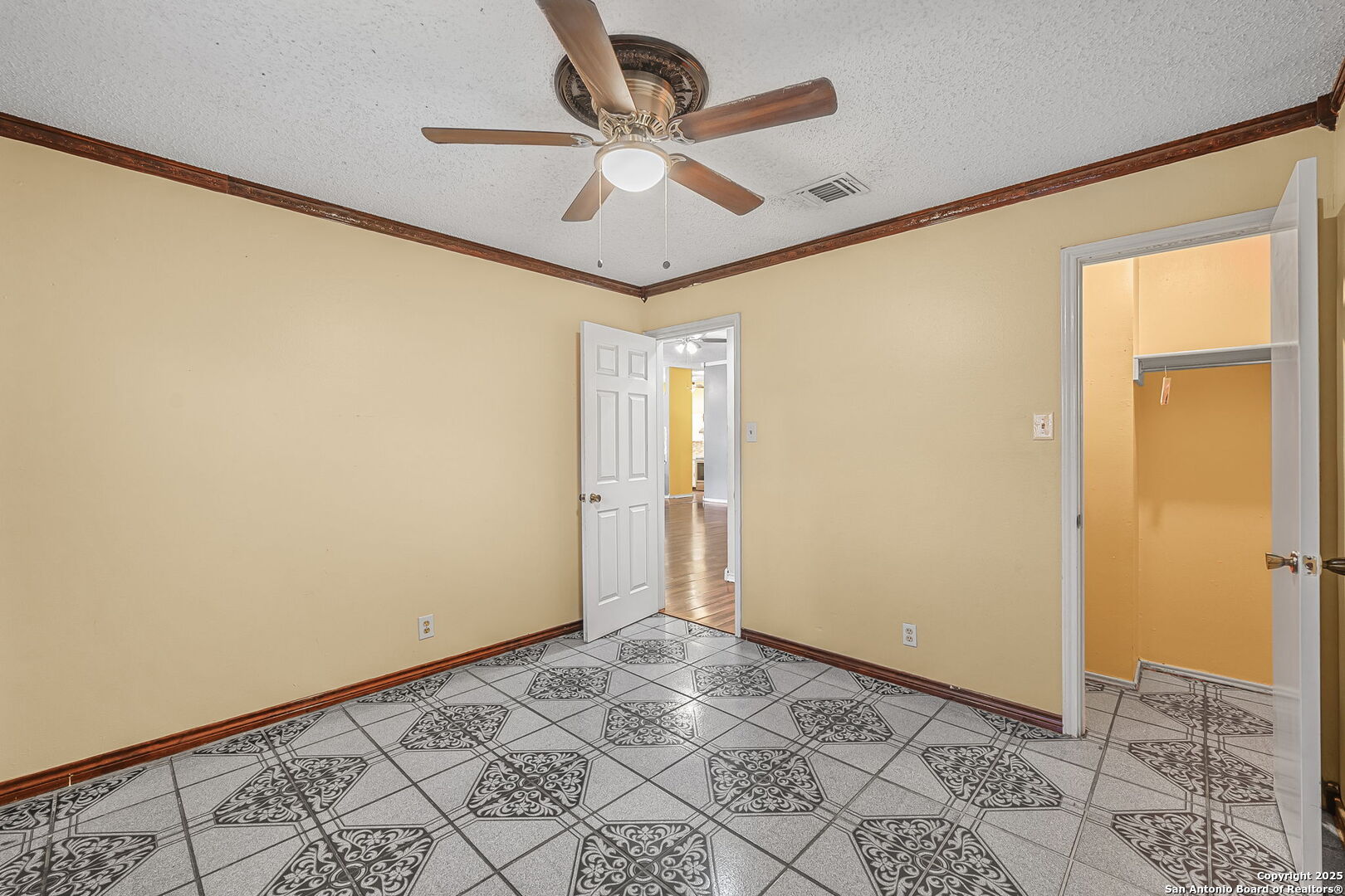 2827 Coast Plain San Antonio TX 78245