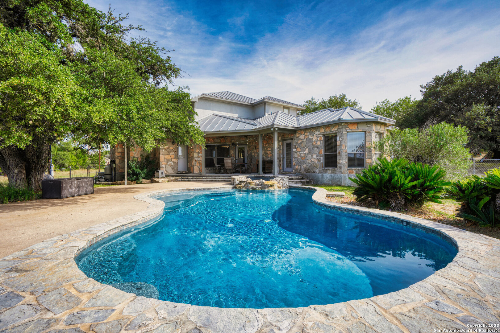 284 Tracie Trail Lakehills TX 78063