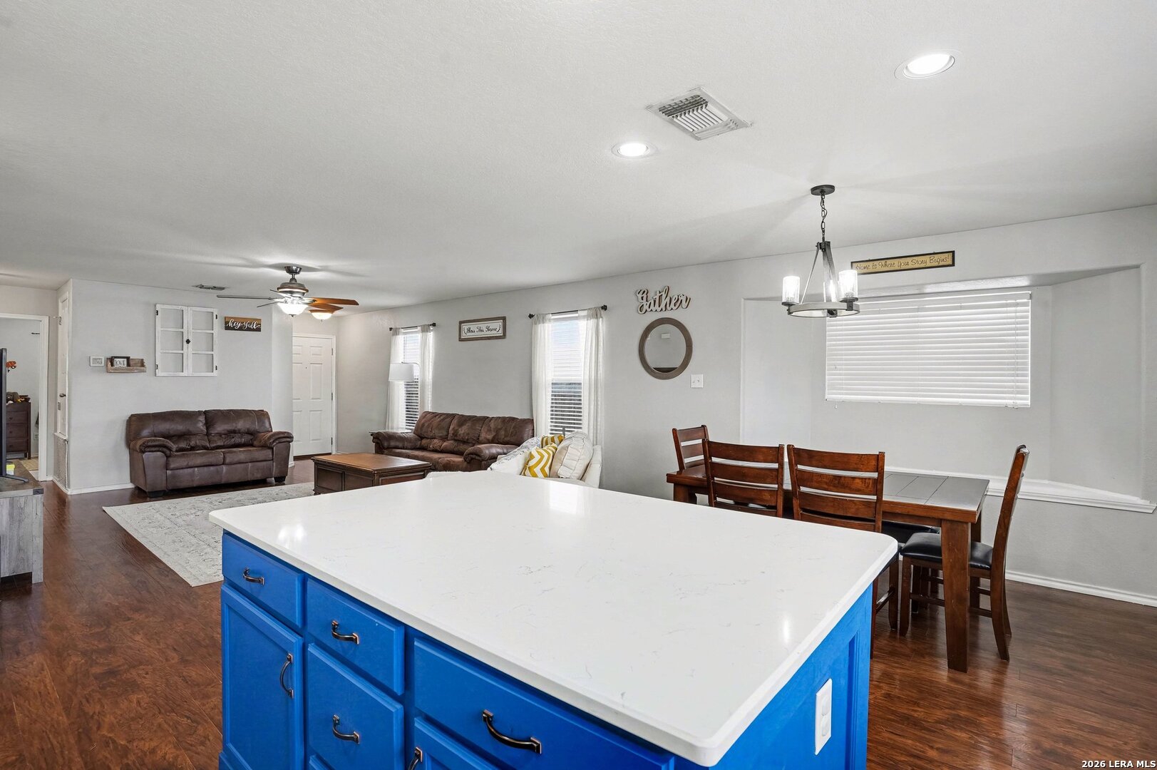 8707 Laguna Rio San Antonio TX 78251
