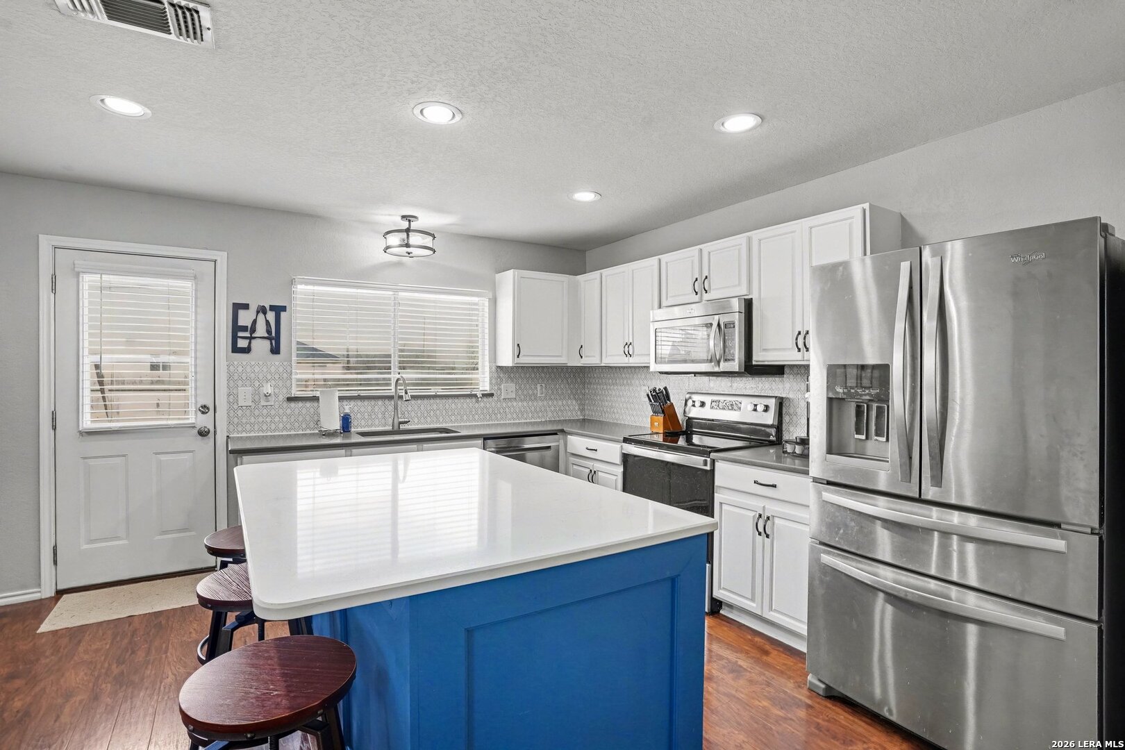 8707 Laguna Rio San Antonio TX 78251