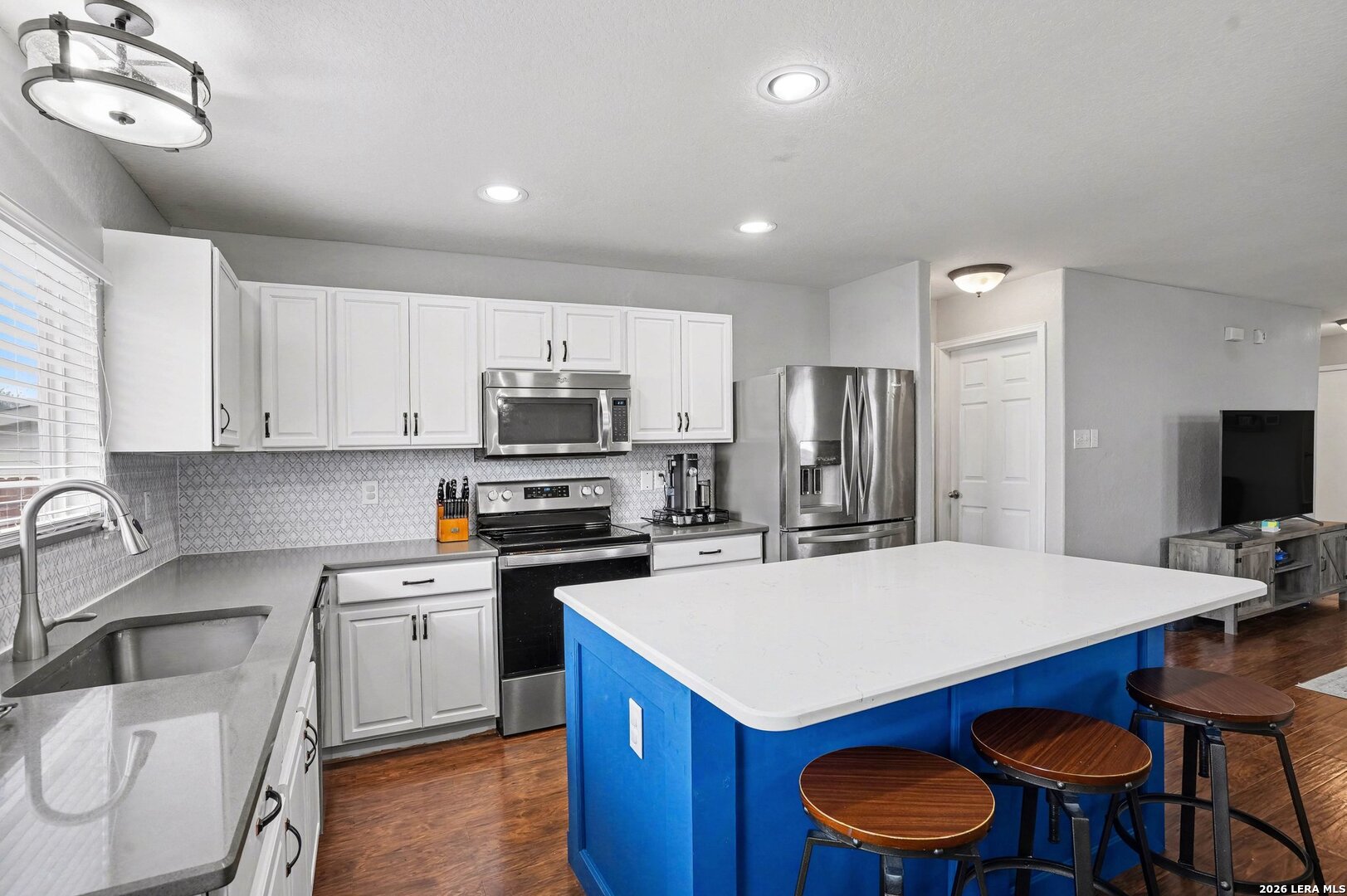 8707 Laguna Rio San Antonio TX 78251