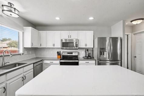 8707 Laguna Rio San Antonio TX 78251