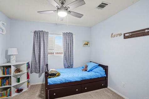 8707 Laguna Rio San Antonio TX 78251