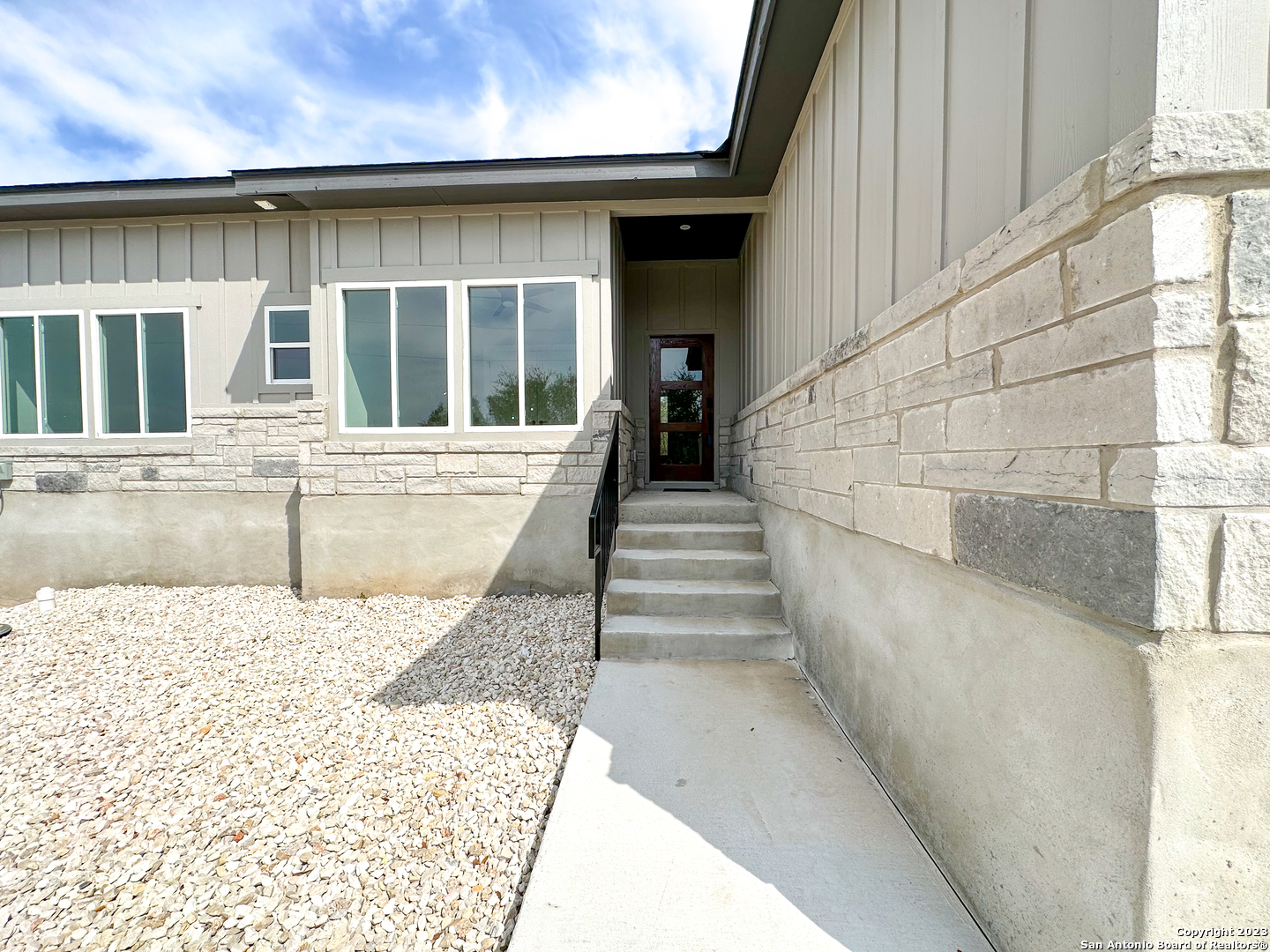 100 Gregorio Garcia Blanco TX 78606
