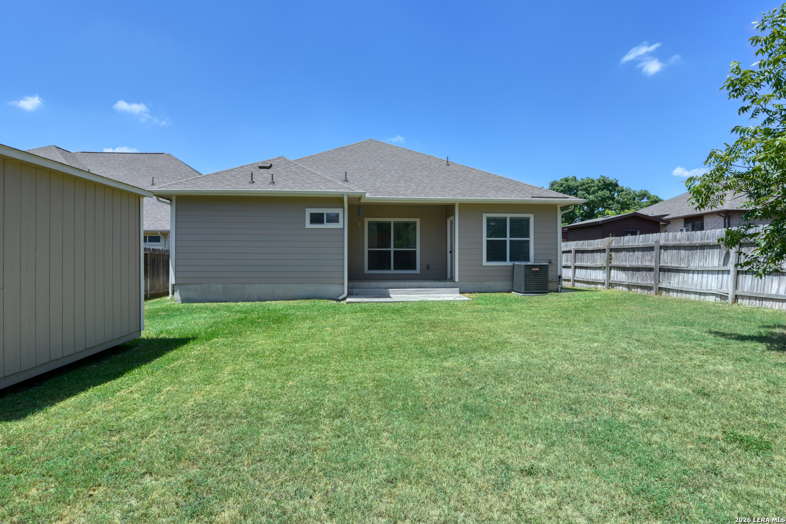 10912 Forest Breeze Live Oak TX 78233