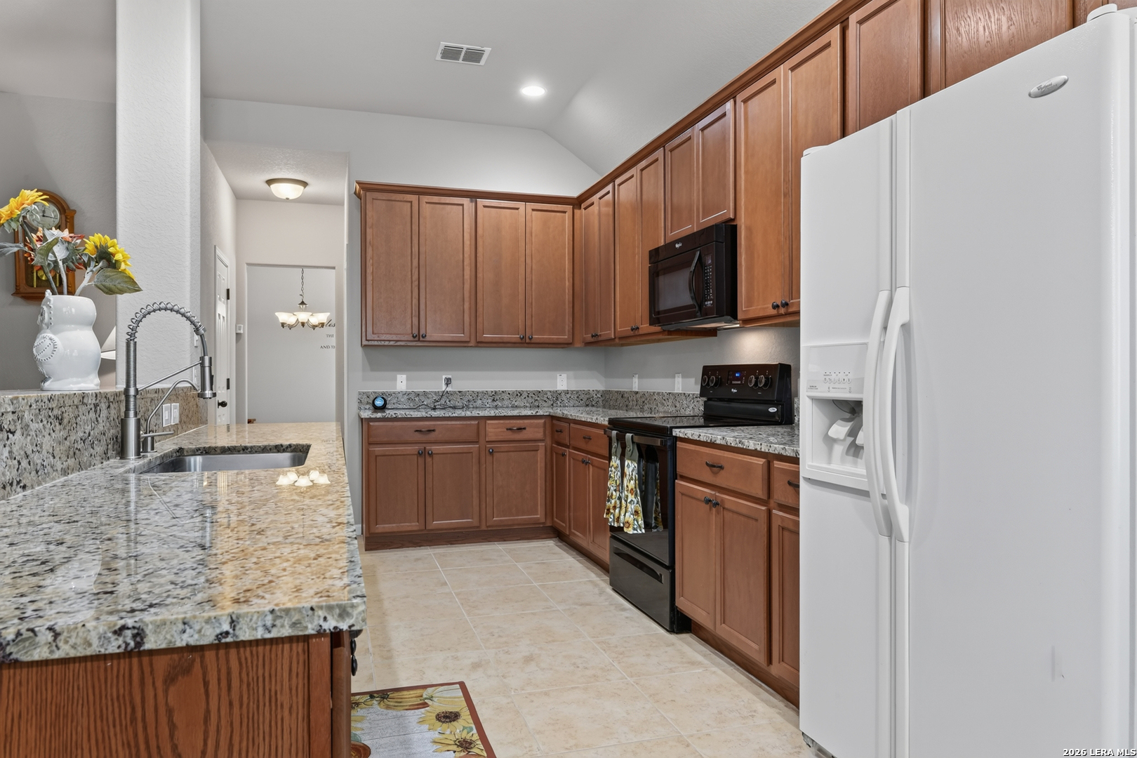 10912 Forest Breeze Live Oak TX 78233
