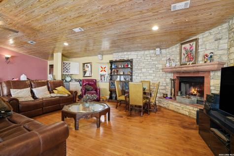 1010 Village Shore Drive Canyon Lake TX 78133