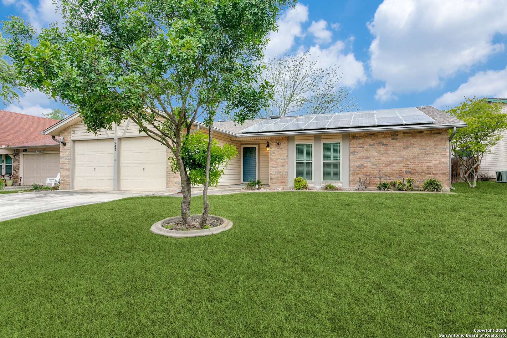 6747 Country Swan San Antonio TX 78240