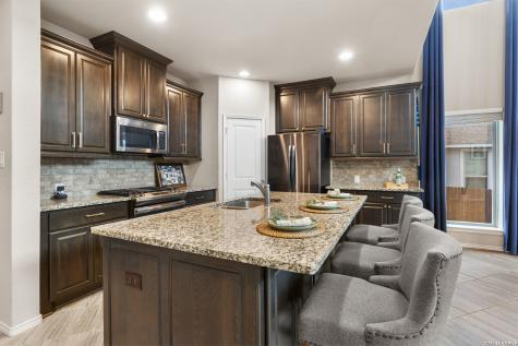 2059 Easton Drive San Antonio TX 78253