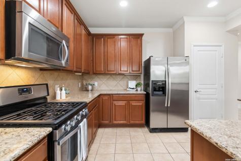 4102 Warm Winds San Antonio TX 78253