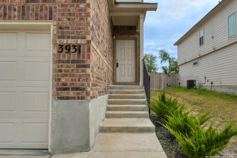 3931 Somers Crest San Antonio TX 78211
