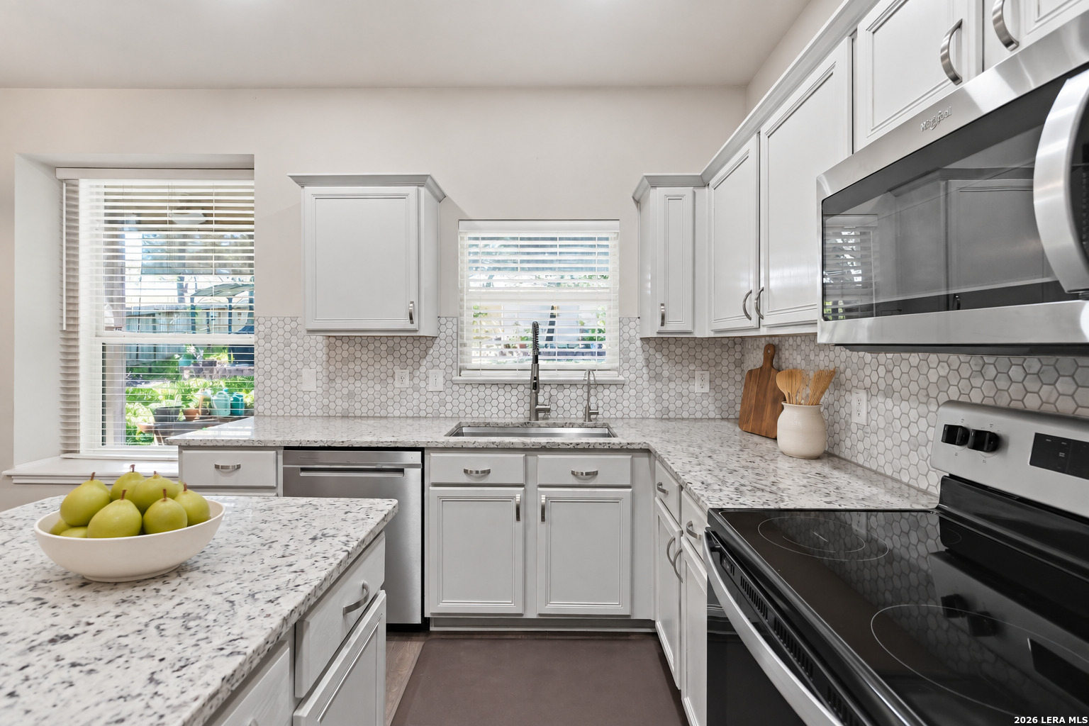8635 Eagle Peak Helotes TX 78023