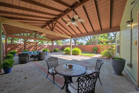 9843 Highland San Antonio TX 78245