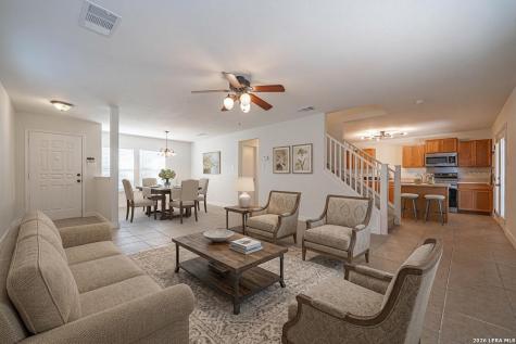 9843 Highland San Antonio TX 78245
