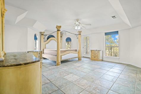 5280 Smith Road Von Ormy TX 78073