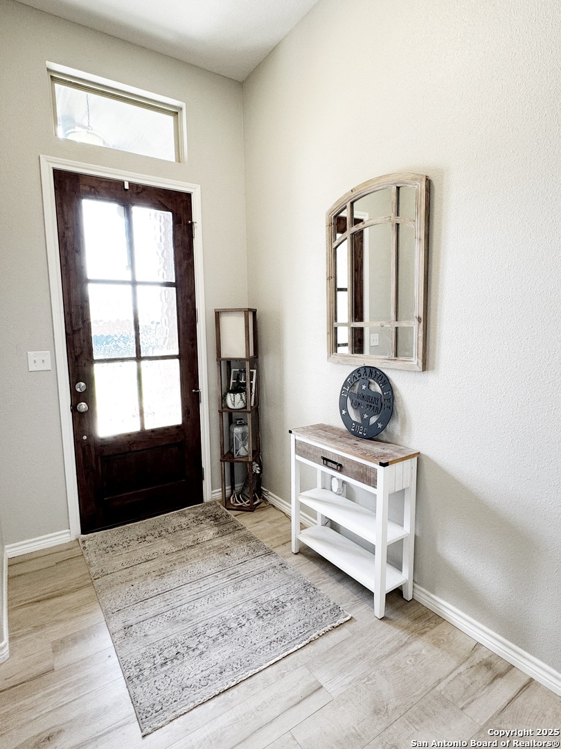 1683 Vista View Pleasanton TX 78064