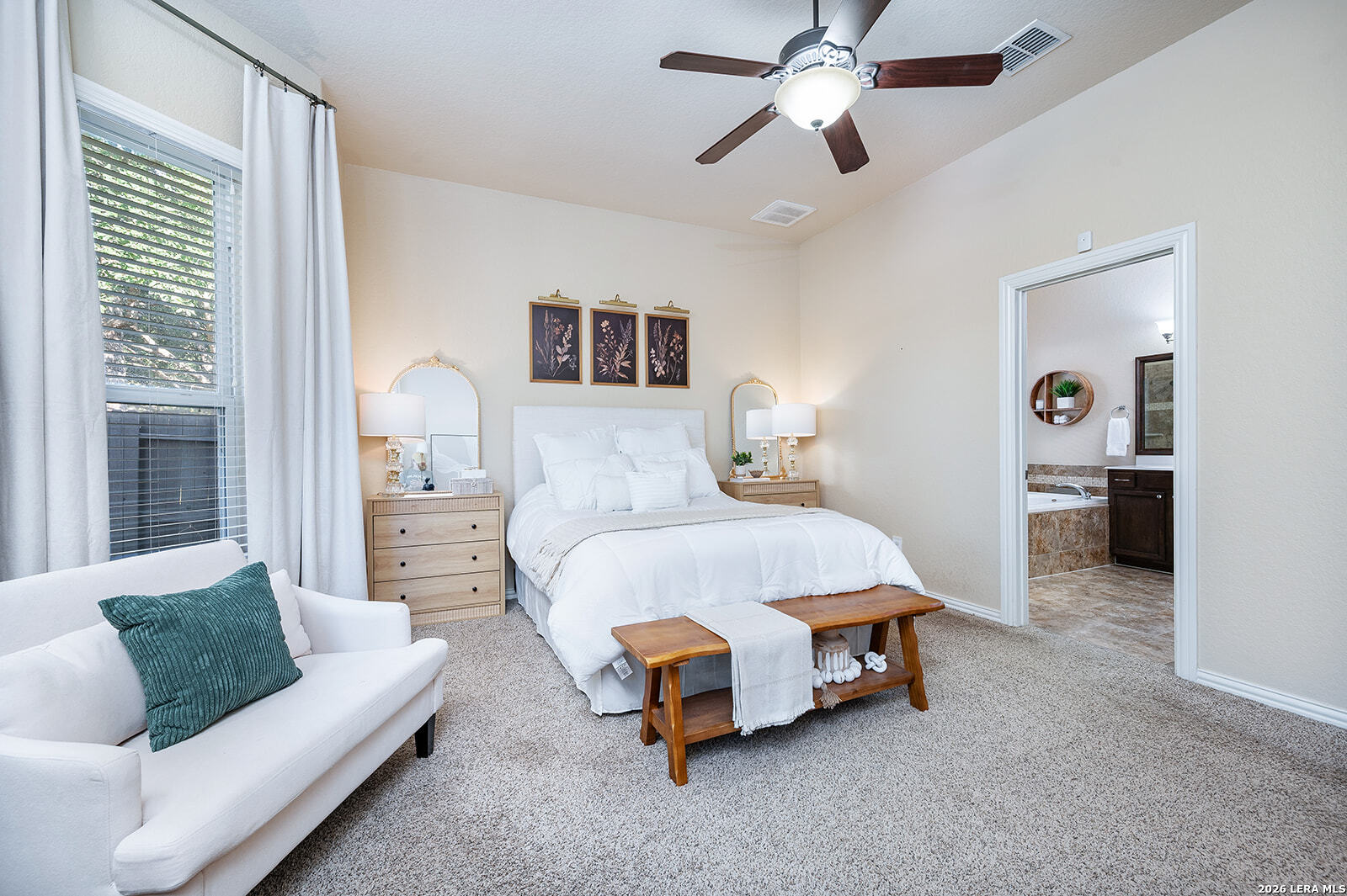 10753 Barnsford Lane Helotes TX 78023