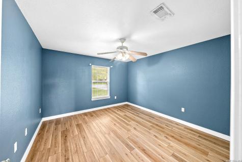 122 Castlewood Drive Seguin TX 78155