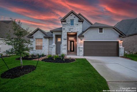 105 Vamanos Boerne TX 78006