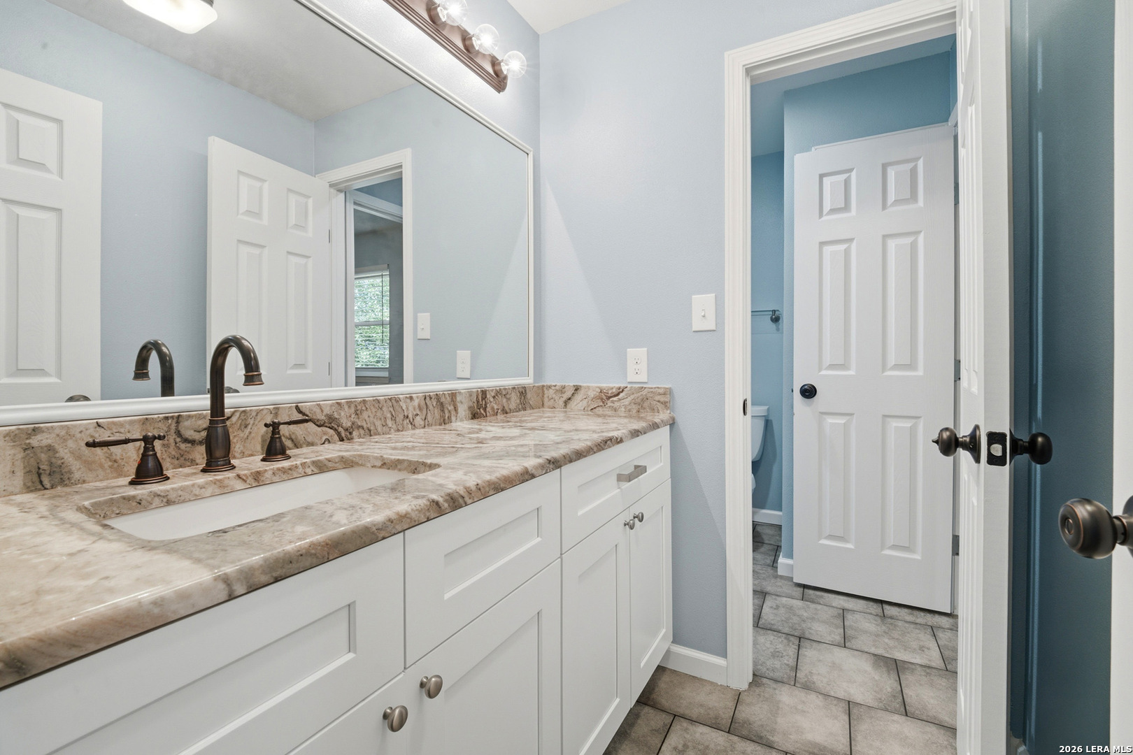 2854 Lakehills San Antonio TX 78251