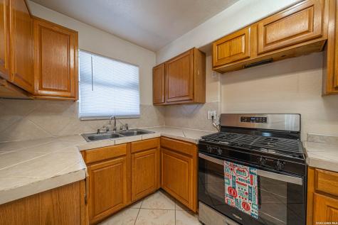 5630 Seacomber San Antonio TX 78242