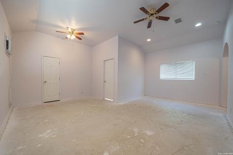 5630 Seacomber San Antonio TX 78242