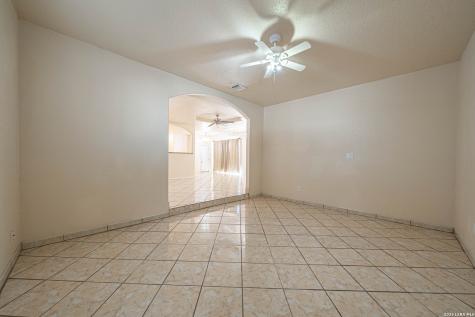 5630 Seacomber San Antonio TX 78242