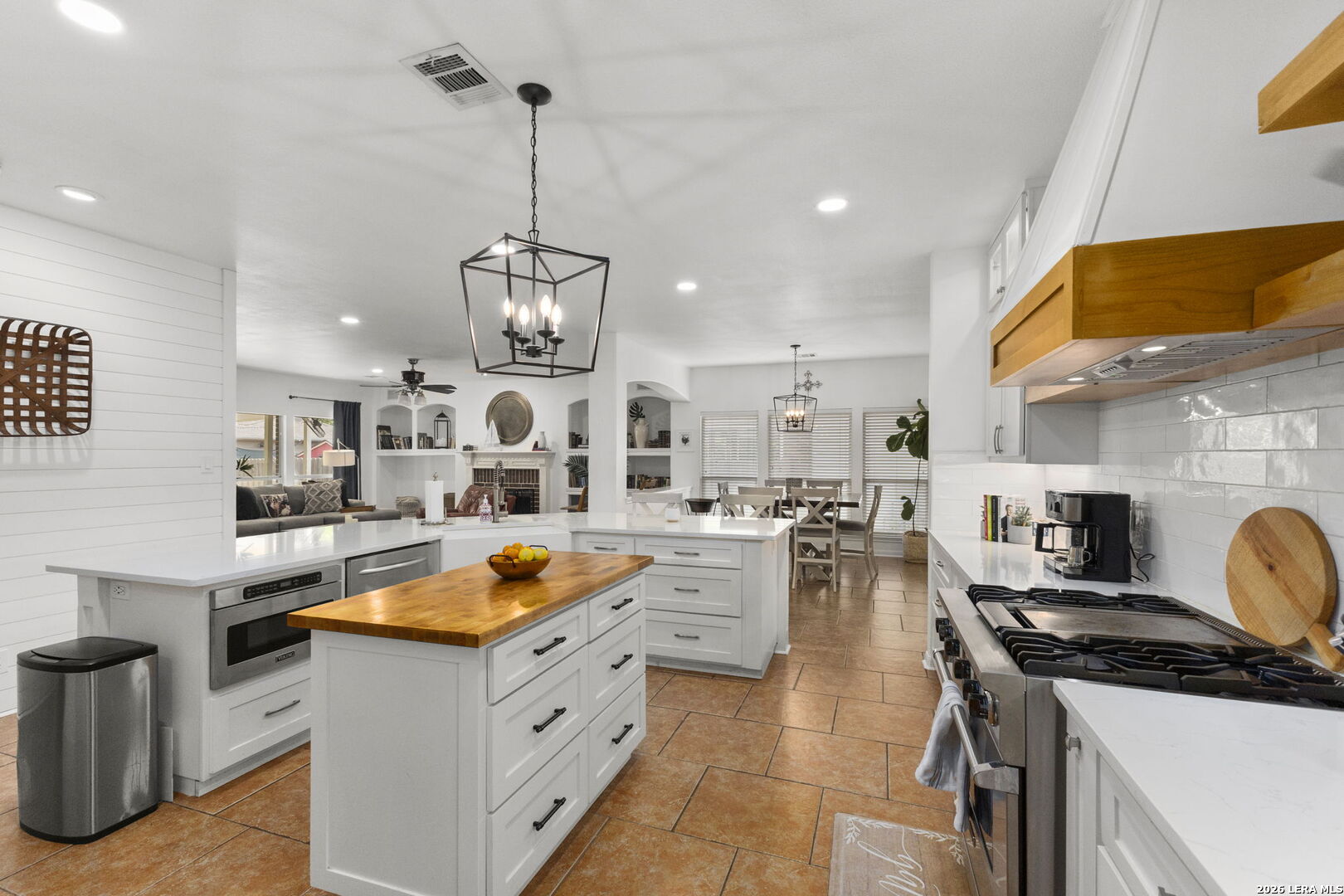 13506 Chamber Oaks San Antonio TX 78231