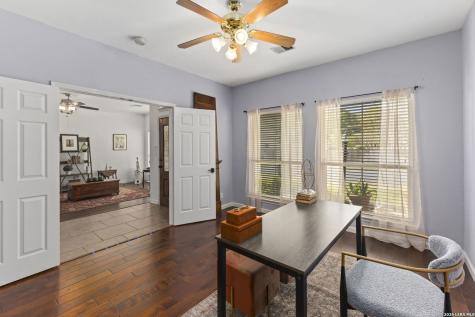 13506 Chamber Oaks San Antonio TX 78231