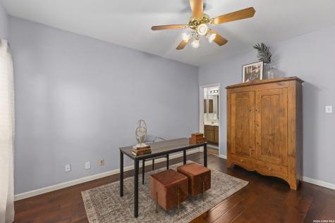 13506 Chamber Oaks San Antonio TX 78231