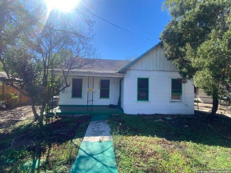 2336 E Houston Street San Antonio TX 78202