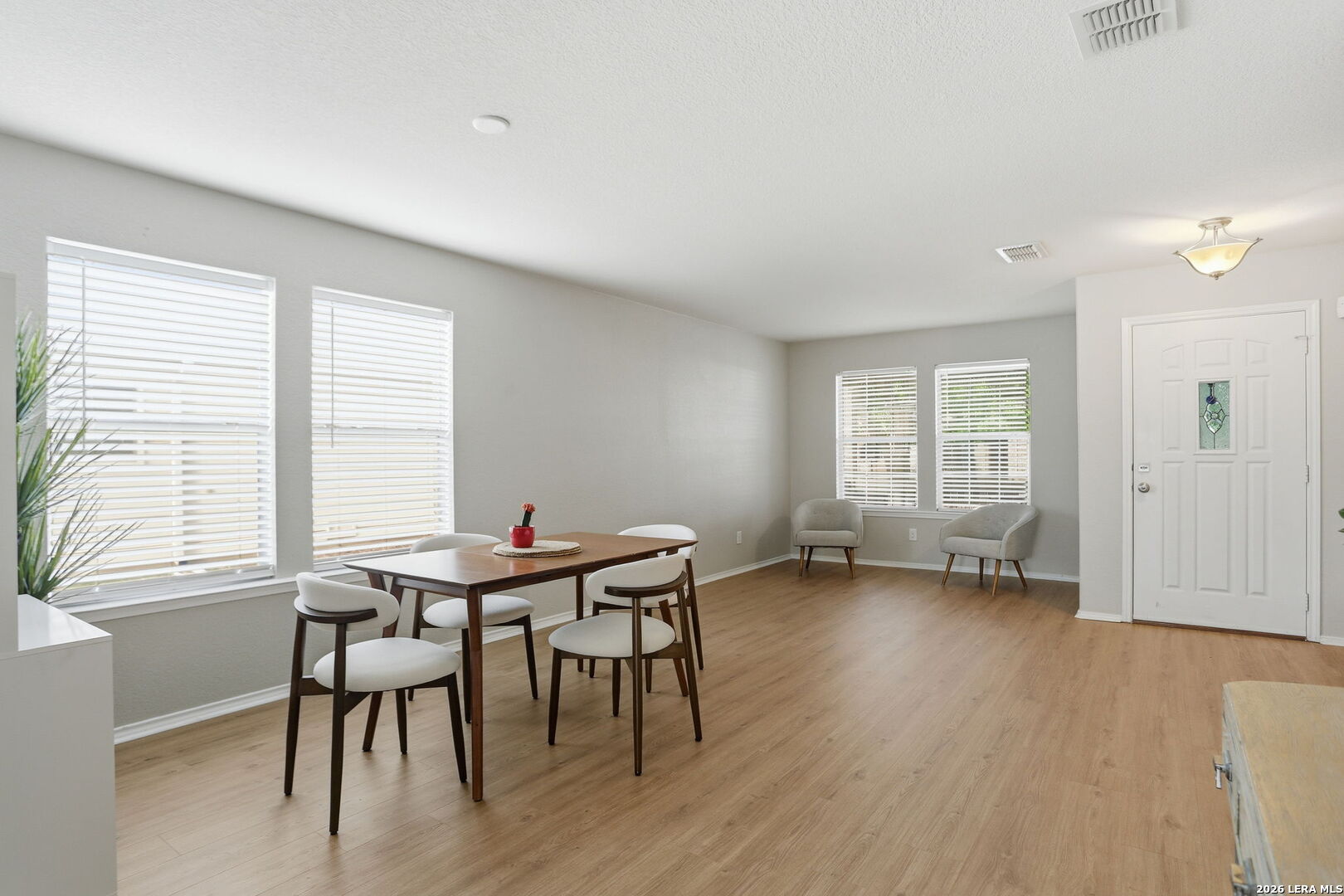 8111 Silver Grove San Antonio TX 78254