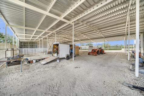 11791 Kinney Road Atascosa TX 78002
