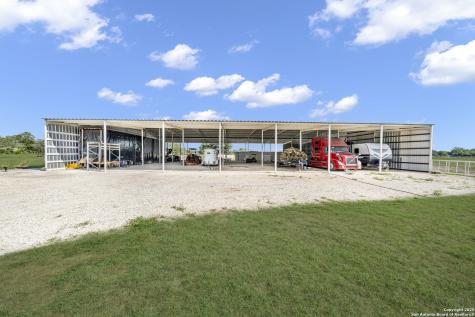 11791 Kinney Road Atascosa TX 78002