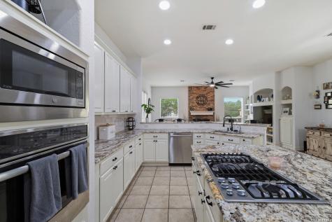 71 Sable Heights San Antonio TX 78258
