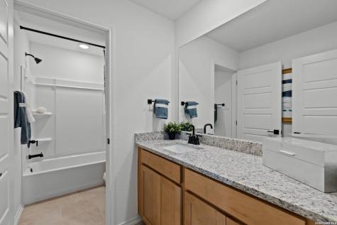 409 Jills Path Seguin TX 78155