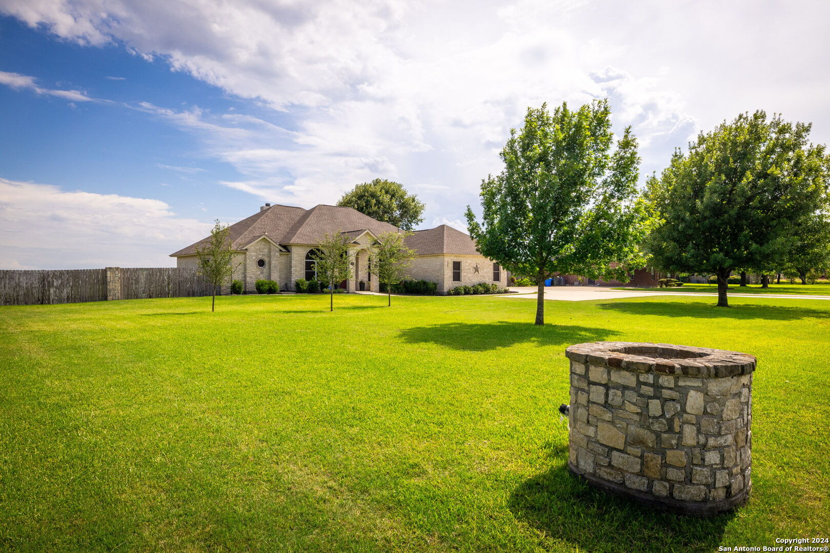 1063 Fm 20 Seguin TX 78155