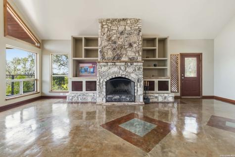 19708 Nottingham Grey Forest TX 78023