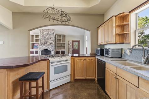 19708 Nottingham Grey Forest TX 78023