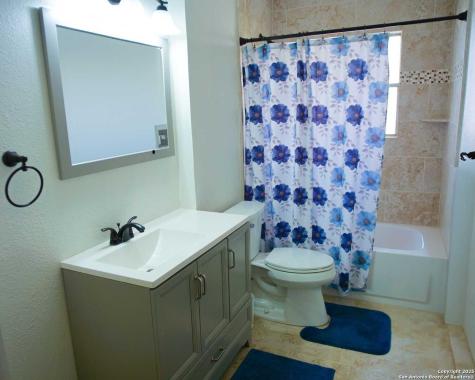 5522 Newcome Drive San Antonio TX 78240