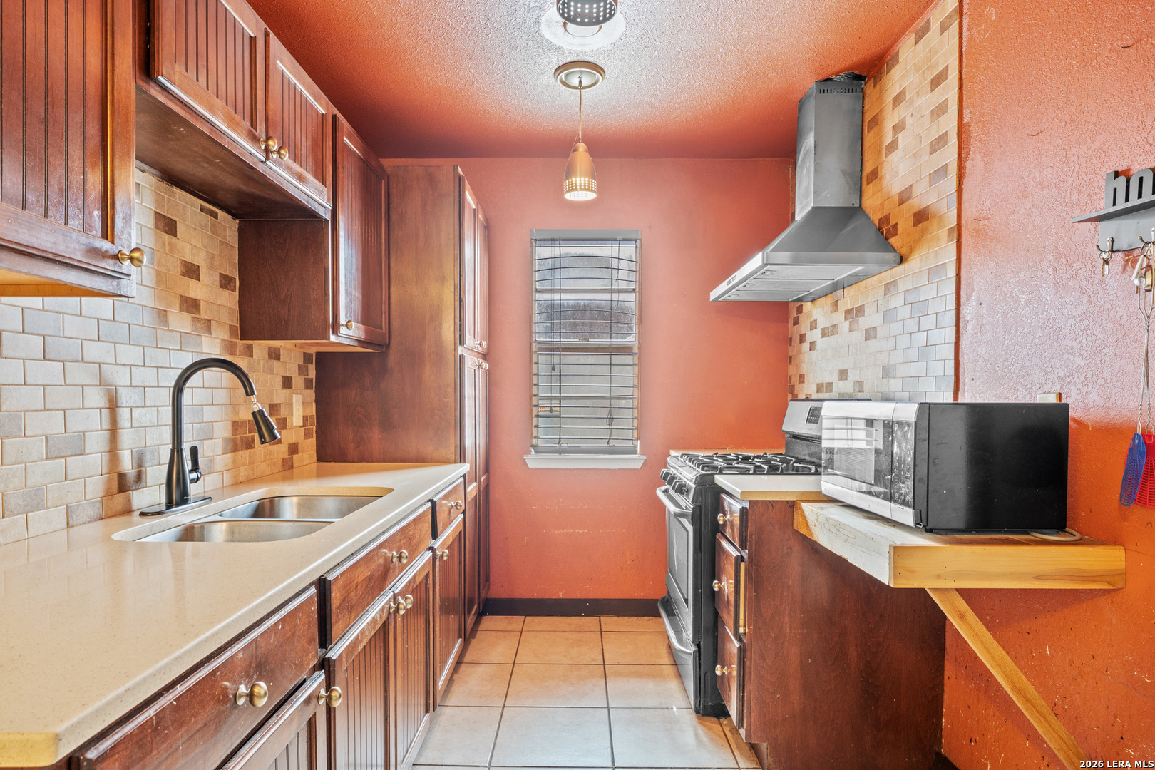 1707 Del Sol San Antonio TX 78227