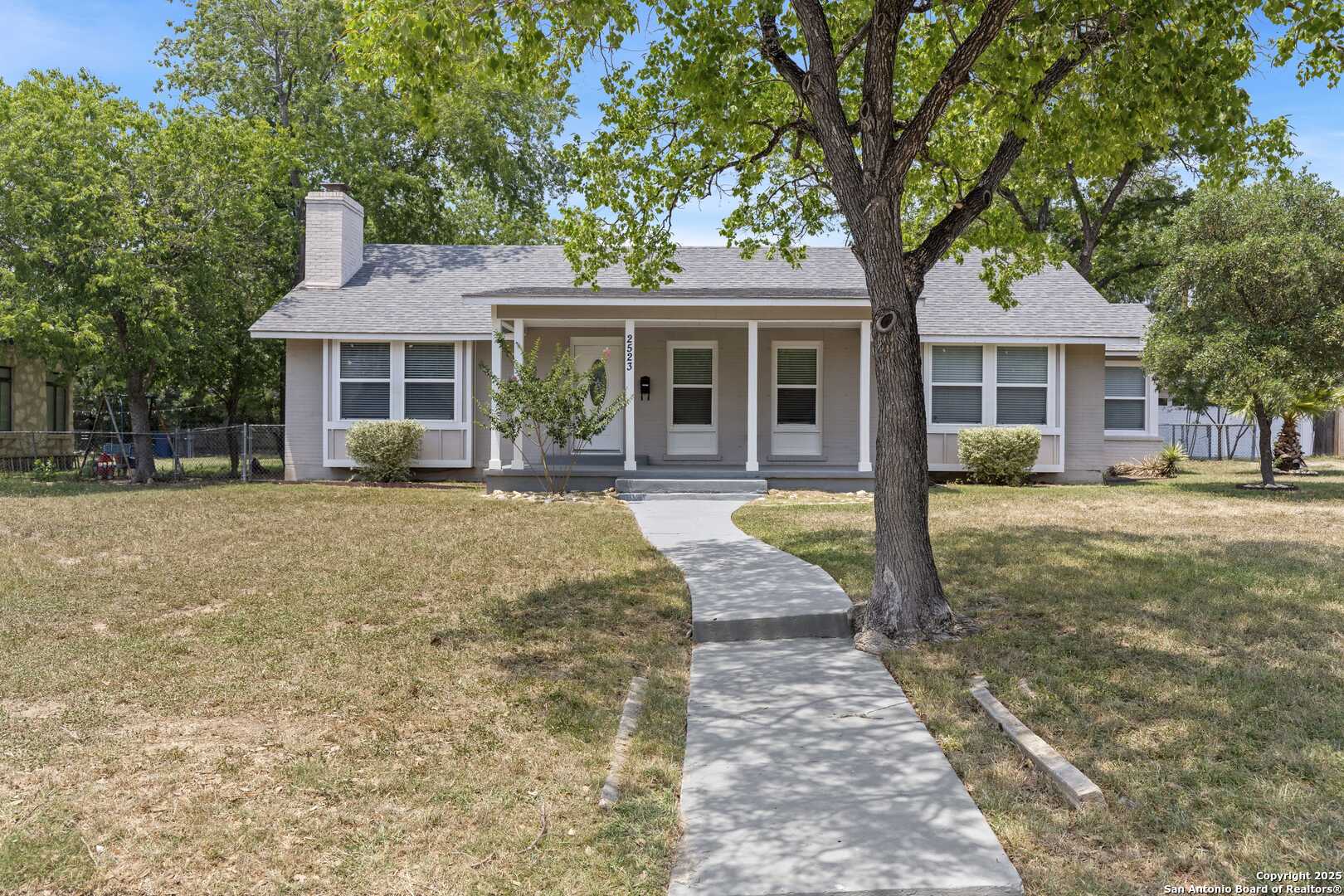 2523 W Kings Highway San Antonio TX 78228