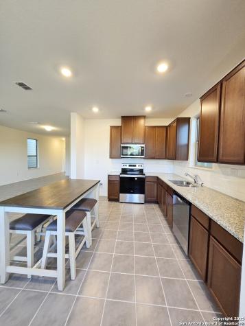 10643 W Military San Antonio TX 78251