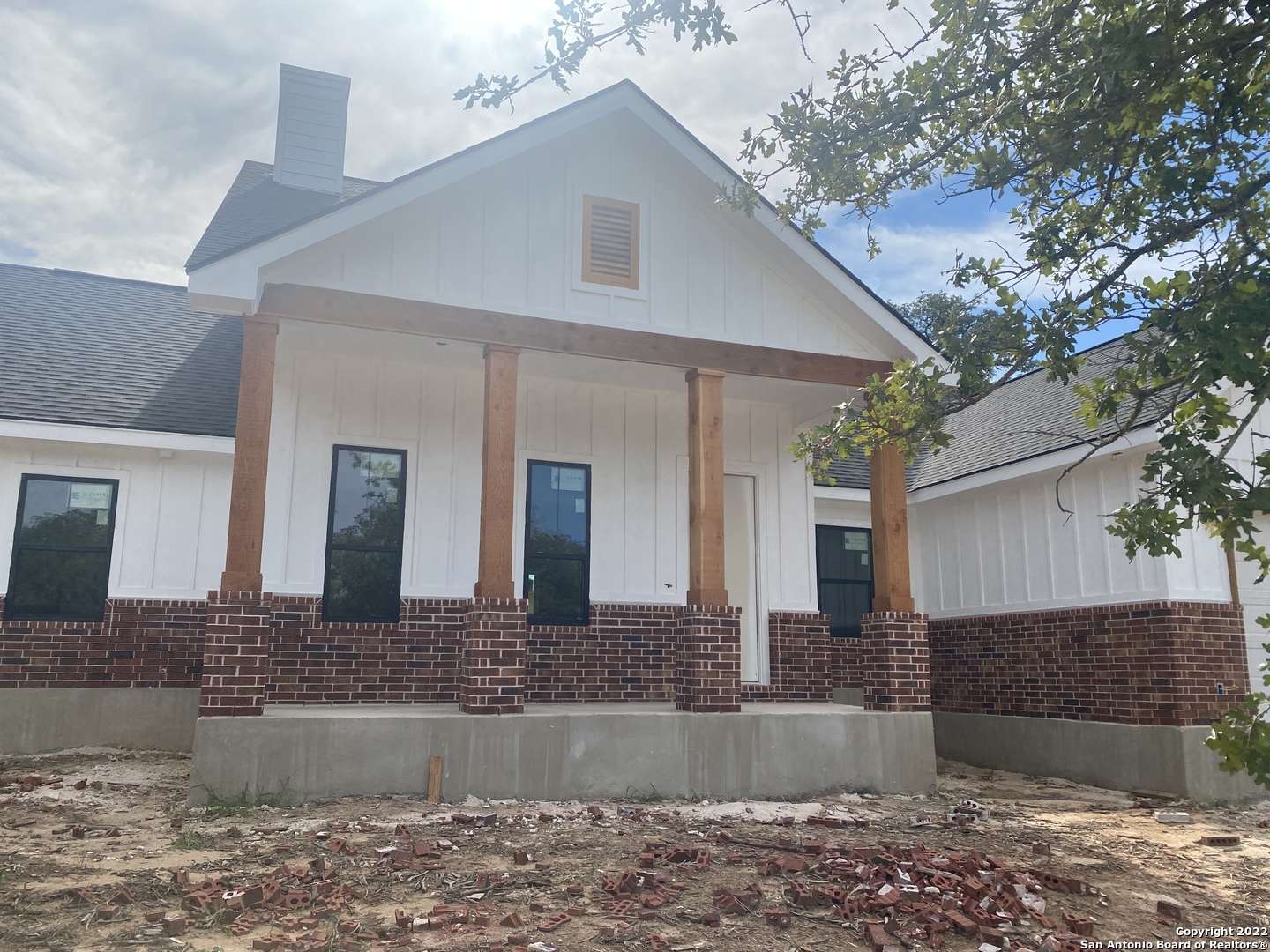 178 W Magnolia Circle La Vernia TX 78121