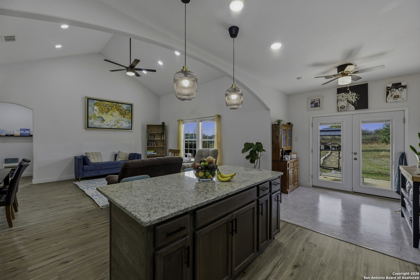 105 Hidden Haven Floresville TX 78114