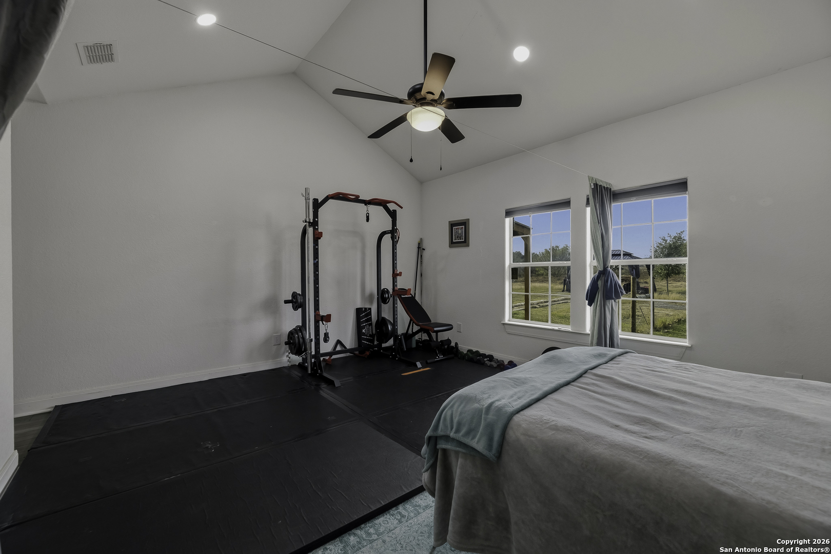 105 Hidden Haven Floresville TX 78114