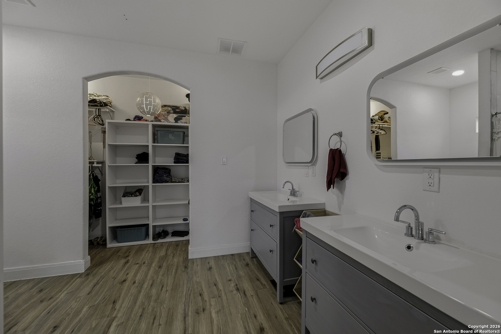 105 Hidden Haven Floresville TX 78114
